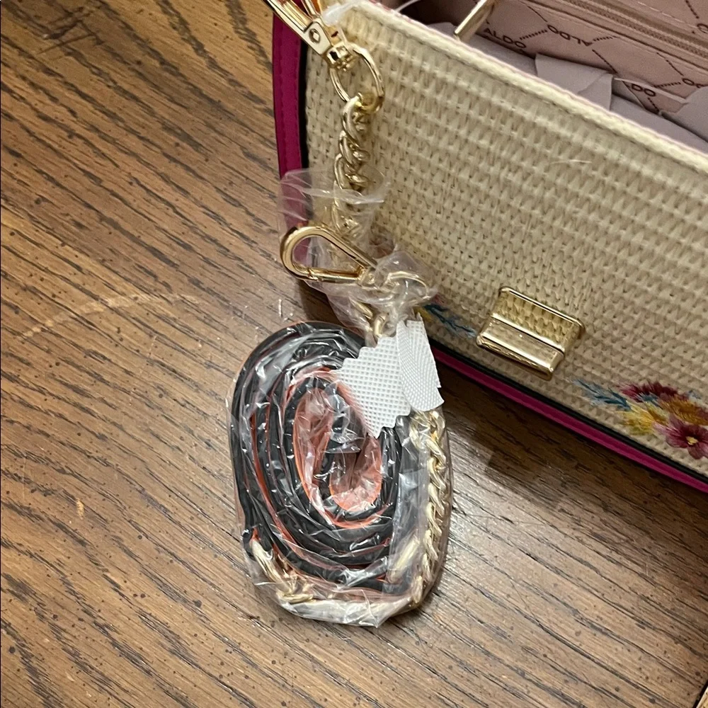 Aldo Poldice Floral Embroidered Satchel, NWOT‎ - Picture 10 of 15